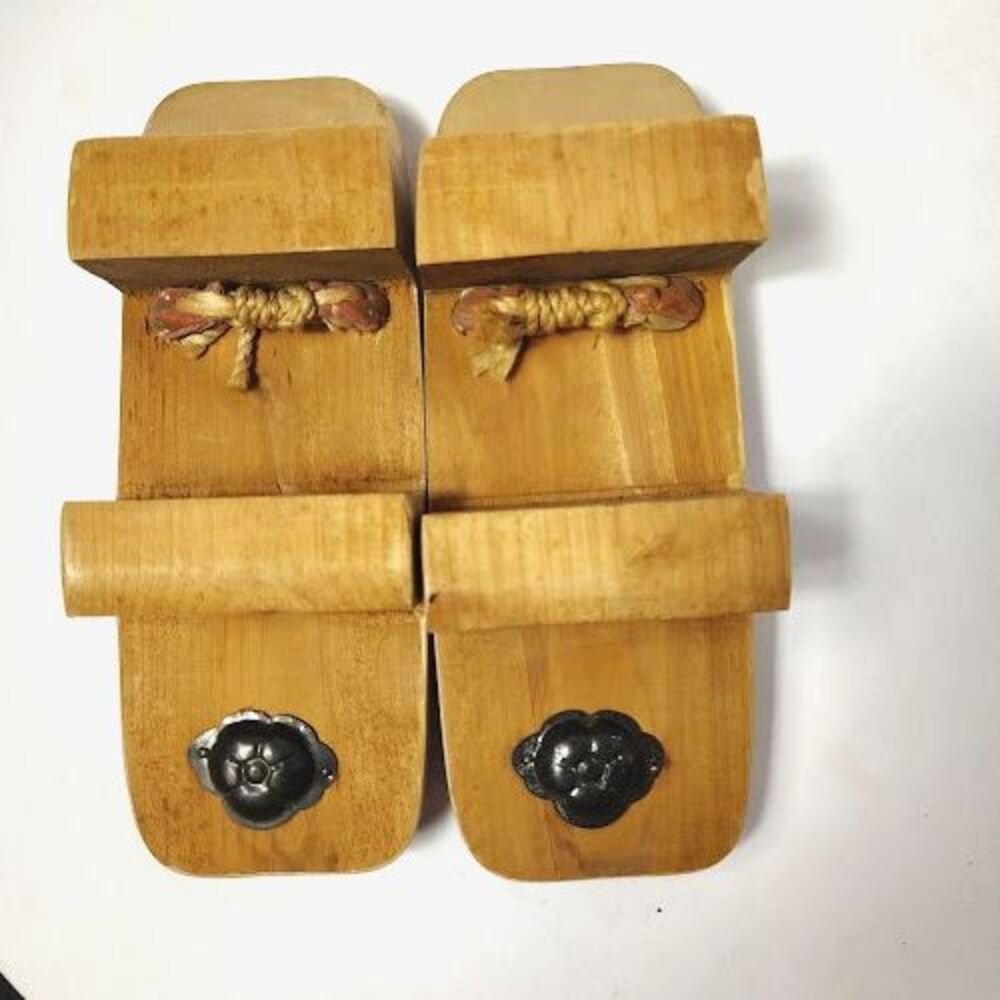 Vtg Japanese Geisha Fan Shoes Sandals Hair Pins Protection Sumidagawa Cloth Set - Picture 3 of 8